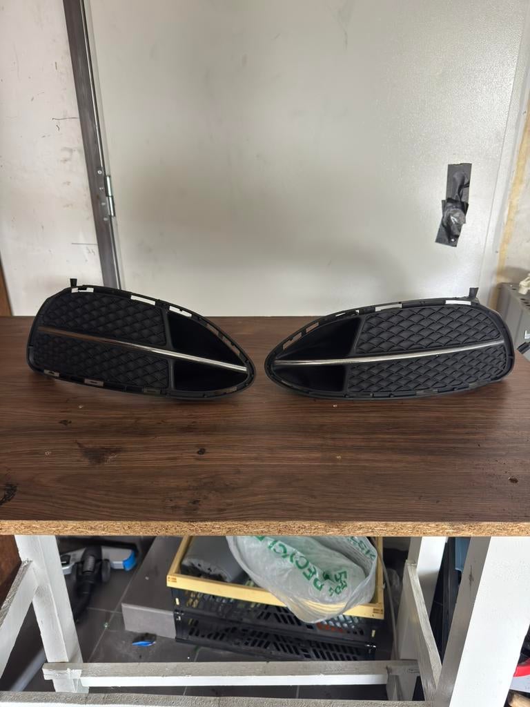 Mercedes sierlijstbumper A212 885 28 22 R & A212 885 27 22 L, Ophalen of Verzenden, Bumper