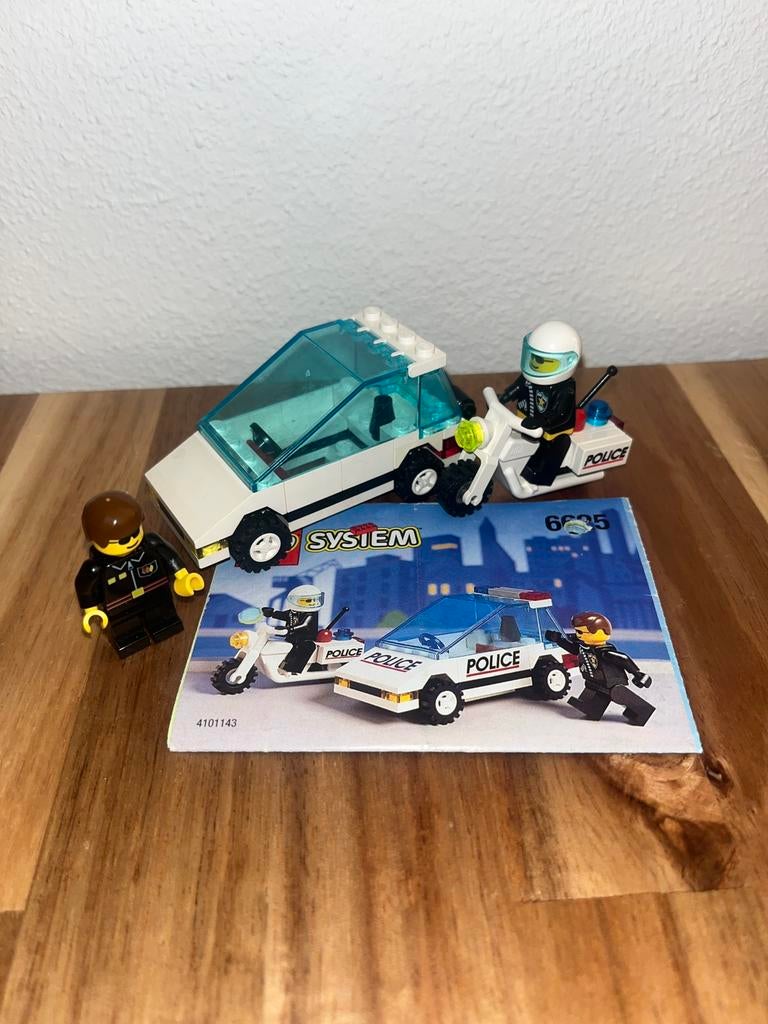 LEGO politie 6625 Speed Trackers - met boekje & minifigures, City, Lego, Ophalen of Verzenden, Zo goed als nieuw