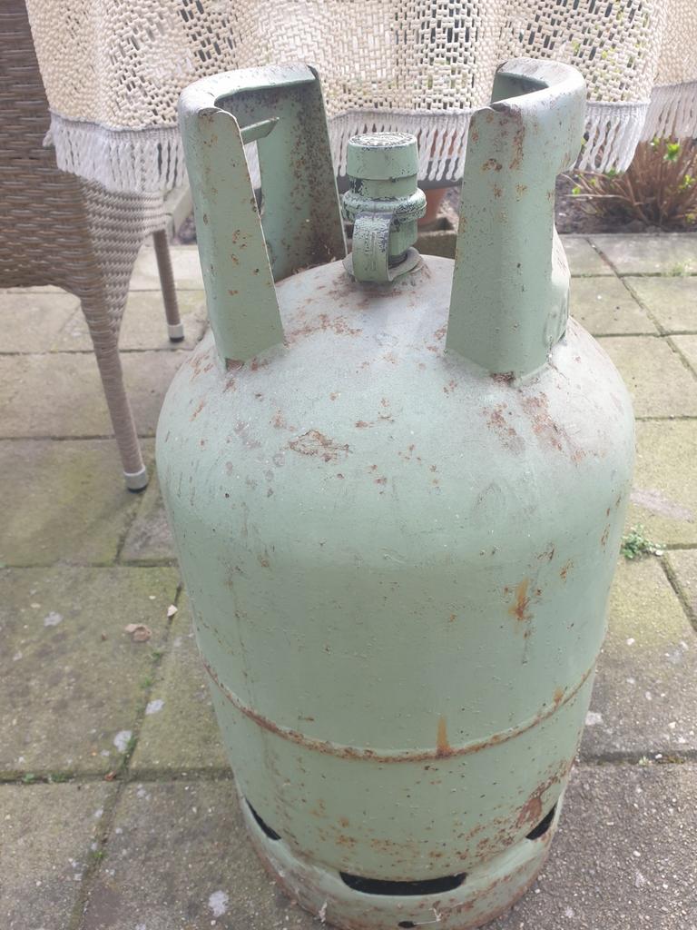 Gasfles met Spaanse aansluiting, Ophalen of Verzenden