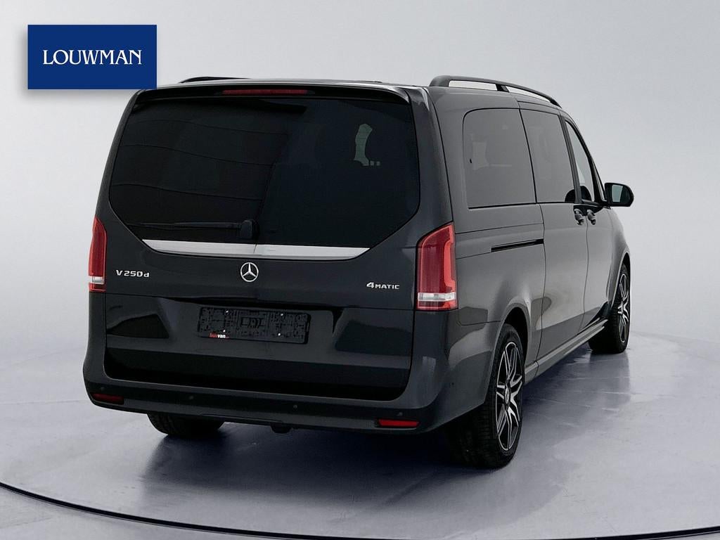 Mercedes-Benz V-Klasse 250d 4-MATIC Extra-Lang AMG Dubbele C, Auto's, Automaat, Gebruikt, 4 stoelen, 2500 kg