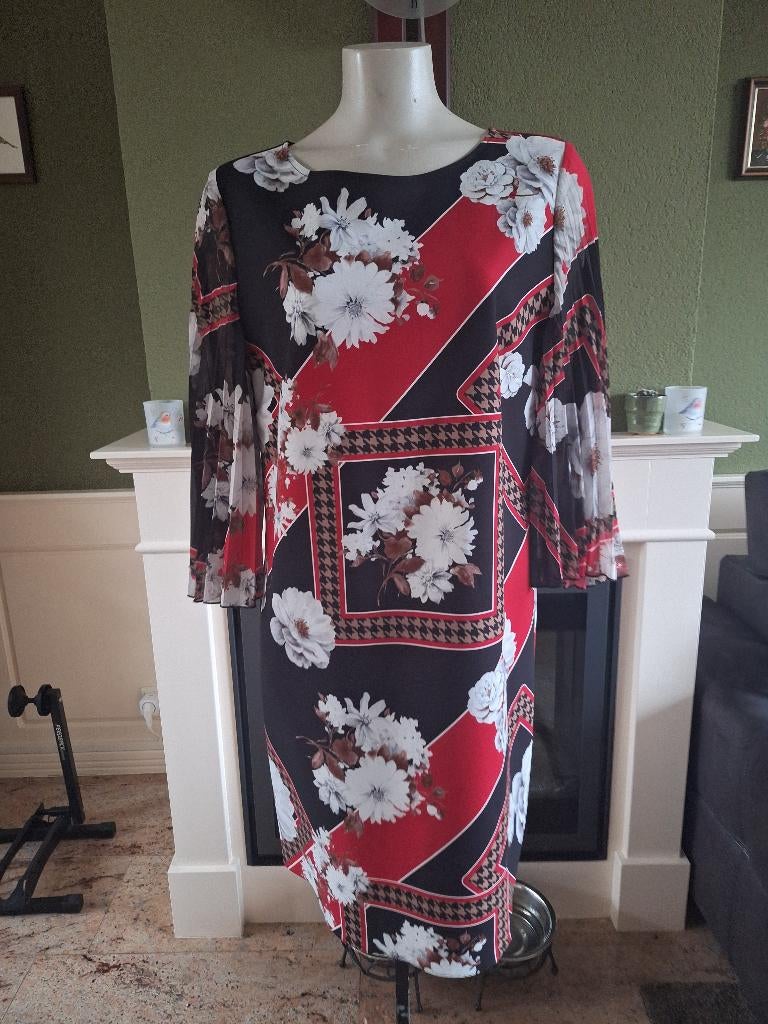 Rinascimento plissé mouw jurk XL, Verzenden, Zo goed als nieuw, Knielengte, Rood