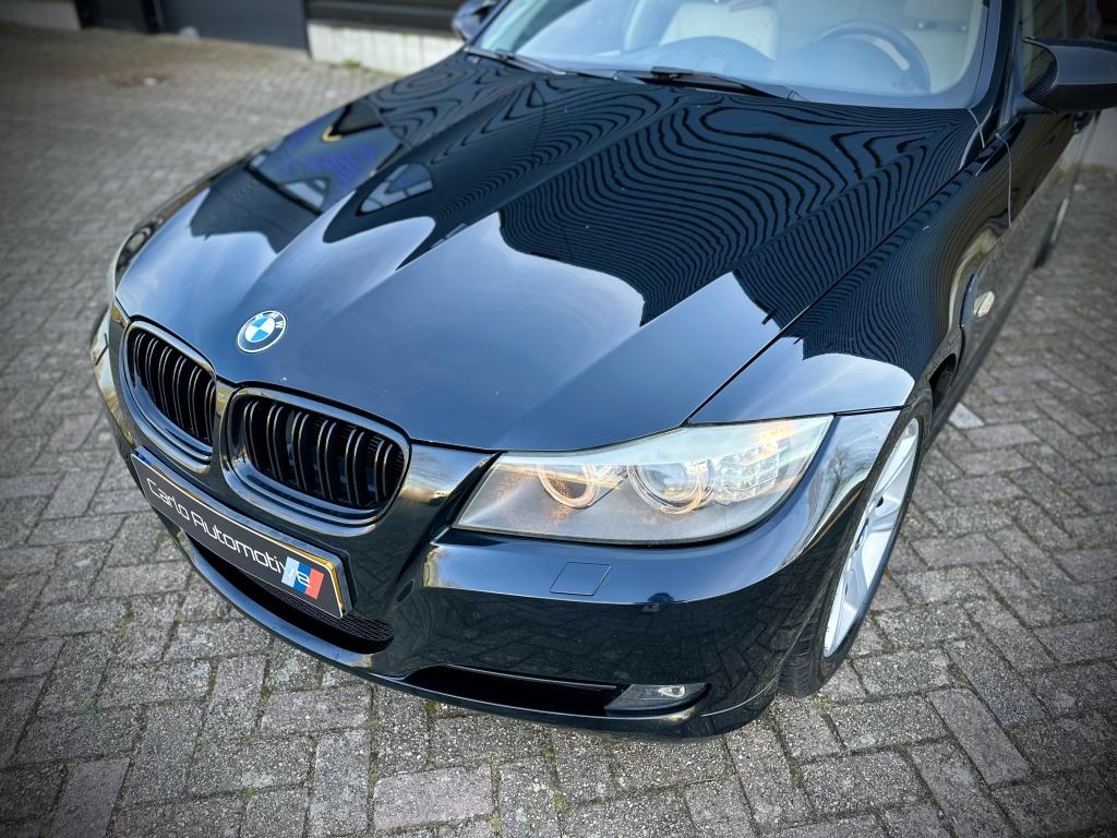 BMW 3 Serie 318i LuxuryLine DAK|NAVI|LEER|XENON|STOELVERW, Euro 5, 136 pk, 4 cilinders, Bluetooth