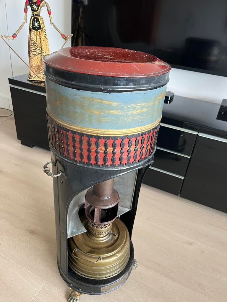 Petroleumkachel, Ophalen