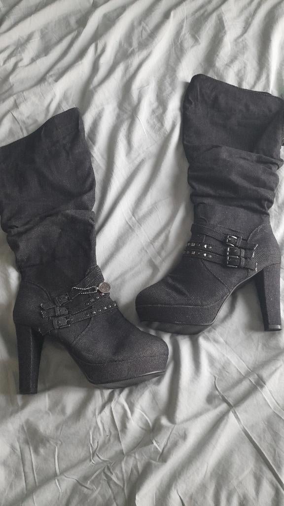 Laarzen met hoge hak, Hoge laarzen, Overige kleuren, Ophalen of Verzenden, Zo goed als nieuw