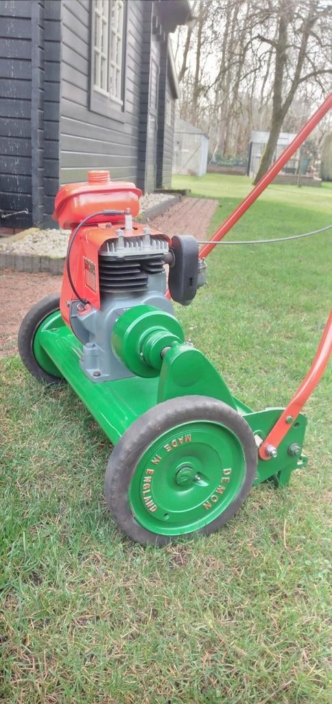 Demon grasmaaier, Tuin en Terras, Ophalen, Zo goed als nieuw, Benzine-grasmaaier, 40 t/m 49 cm