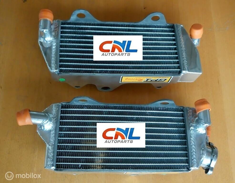 Radiateur Kawasaki KX250 KX 250 KX-250 1983 83 radator, Nieuw, Ophalen of Verzenden
