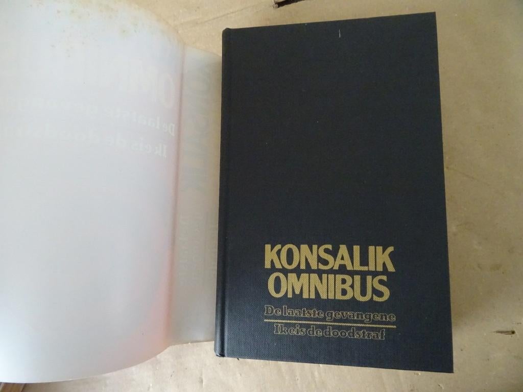 Konsalik Omnibus De laatste gevangene Ik eis de doodstraf, Zo goed als nieuw, Nederland, Heinz G. Konsalik, Ophalen of Verzenden
