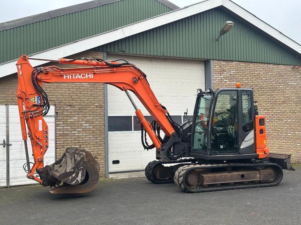 Hitachi ZX85USB-5A (bj 2014)