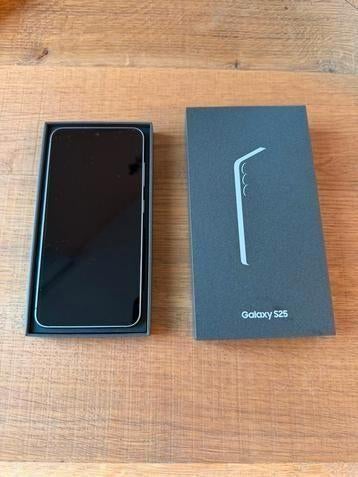 Samsung galaxy s25, Zwart, Ophalen of Verzenden, Zo goed als nieuw, 128 GB