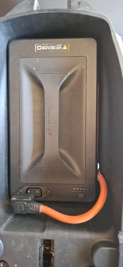 Gevraagd accu super soco 60v 30ah, Fietsen en Brommers, Ophalen, Overige typen, Overige merken