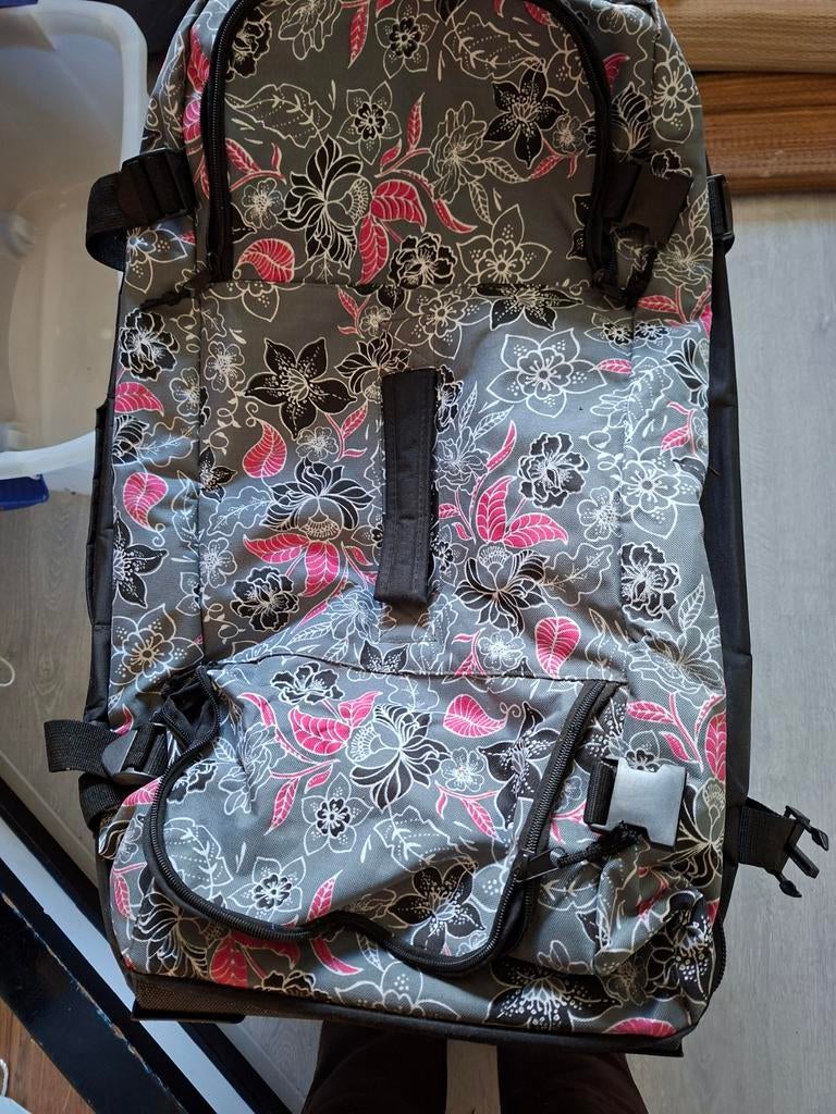 Nette vakantietas/koffer met wieltjes - Handig en Compact, 30 cm of meer, Gebruikt, 80 cm of meer, 75 cm of meer