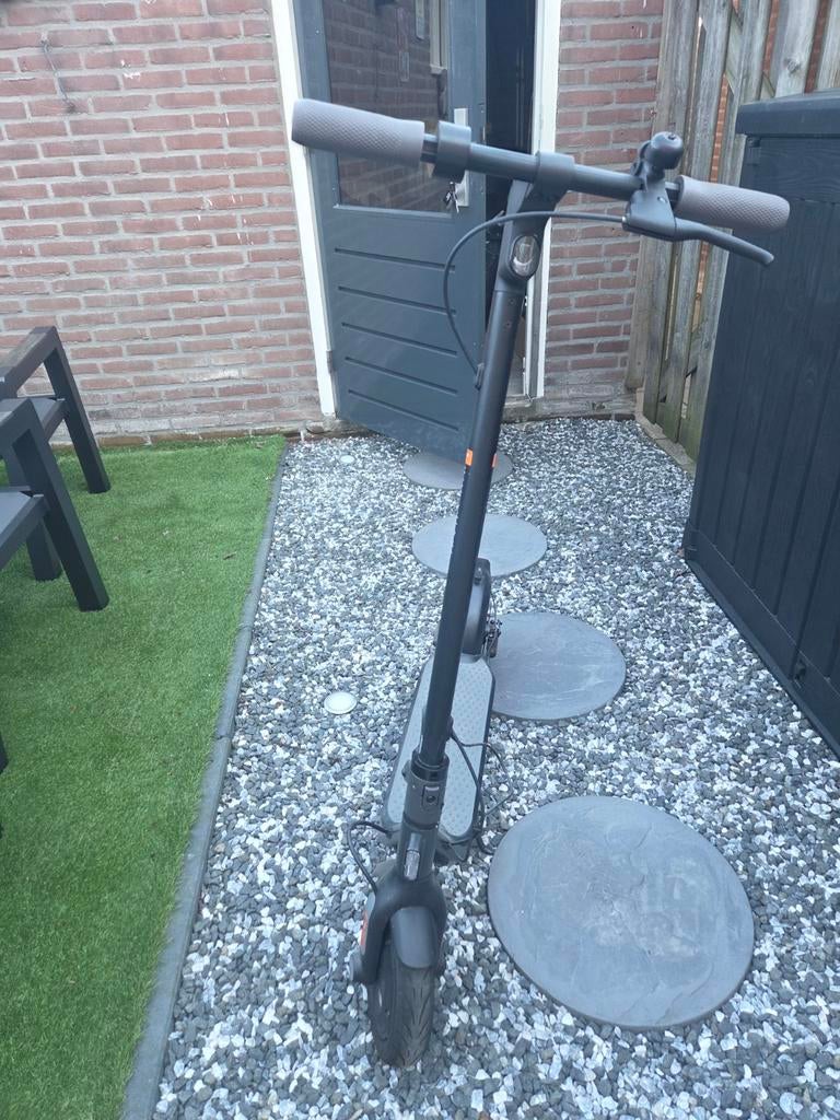 Ninebot step, Ophalen, Zo goed als nieuw, Elektrische step (E-scooter)