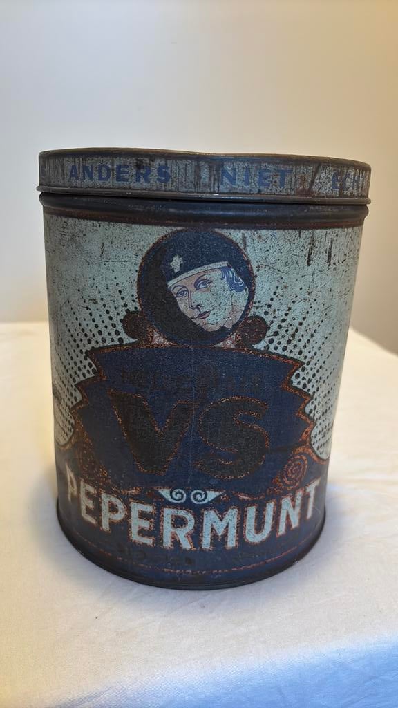 VS pepermunt trommel, Verzamelen, Blikken, Ophalen of Verzenden, Zo goed als nieuw, Overige