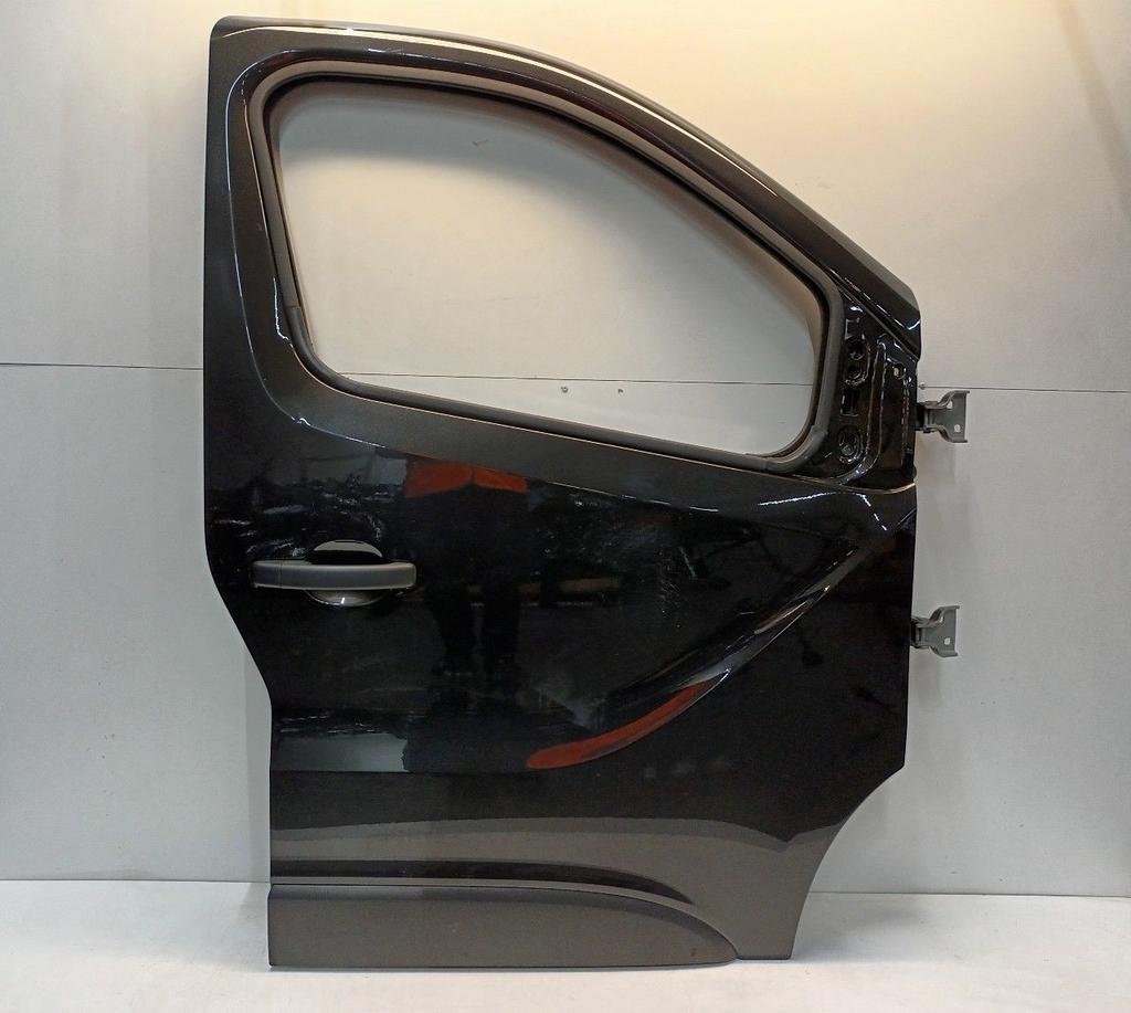 Portier rechts voor Renault Trafic, Onderdelen@venauto.nl, Van der Ven Autorecycling B.V., Gebruikt, Ettenseweg 76, 4706 PB Roosendaal, The Netherlands