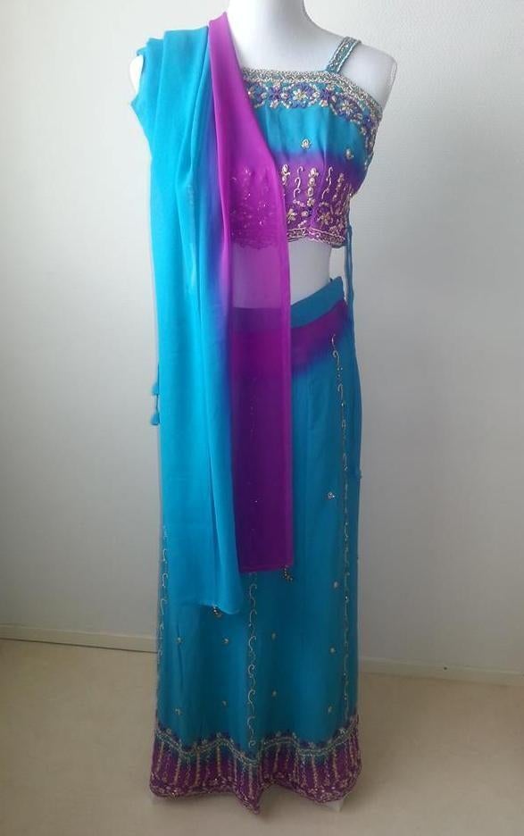 Ghagra blauw met paarse tint maat 36, Kleding | Dames, Ophalen, Overige typen, Blauw, Zo goed als nieuw