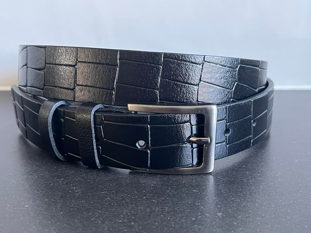 Zwarte croco print riem beschikbaar in 95 -105 -115 cm nieuw, Kleding | Heren, Riemen en Ceinturen, Op maat te maken, Nieuw, Echt leer