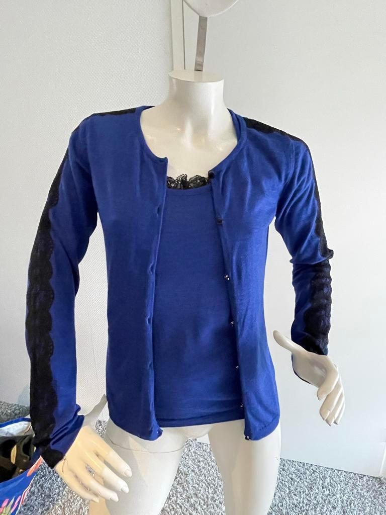 Escada twinset met kant maat s, Blauw, ., Escada, Ophalen of Verzenden