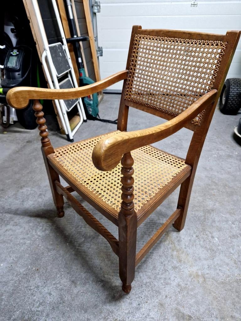 Mooi kloosterstoeltje met webbing zit en rugleuning, Huis en Inrichting, Stoelen, Ophalen, Gebruikt, Bruin, Hout