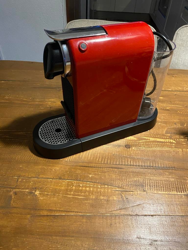 Nespresso apparaat - met lekkage, Ophalen, Gebruikt, Espresso apparaat, 1 kopje