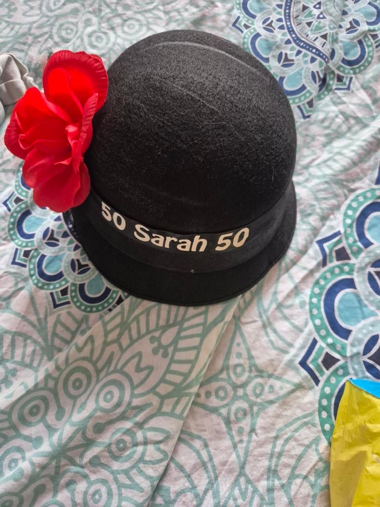Sarah 50 jaar hoed - Nieuw!, Hoed, Nieuw, Geen merk, One size fits all