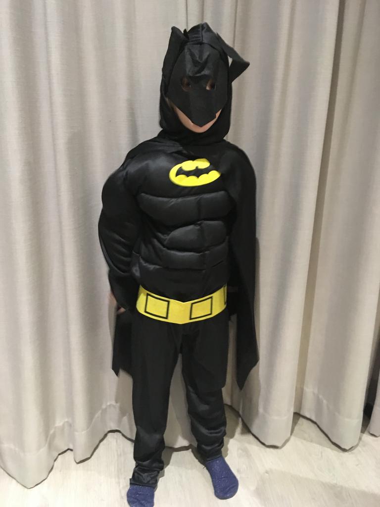 Nieuw gespierd batman pak maat 98/104 of 110/116, Ophalen of Verzenden, Nieuw, 110 t/m 116, Jongen of Meisje