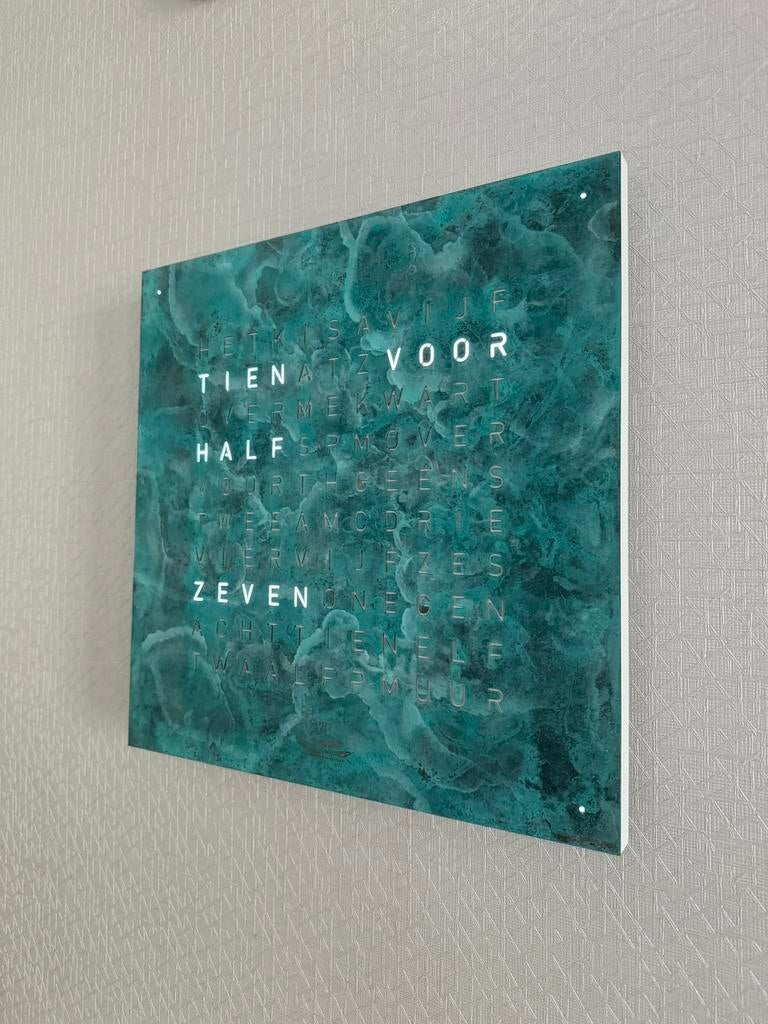 Nieuw Qlocktwo Vintage Copper Design Klok 45x45 Woordklok, Wandklok, Digitaal, Nieuw, Ophalen of Verzenden