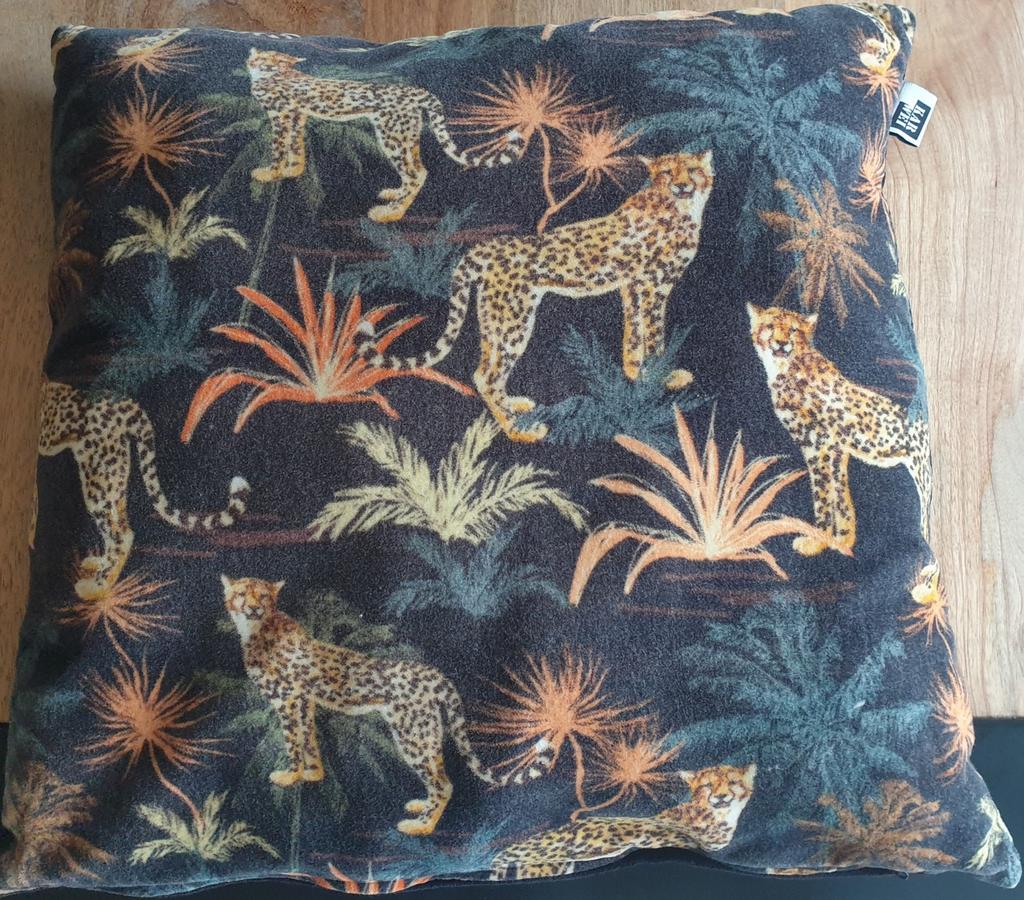 (Sier)kussen, dierenprint, donkerblauw, Karwei, klein, zgan, Ophalen of Verzenden, Zo goed als nieuw, Blauw, Vierkant