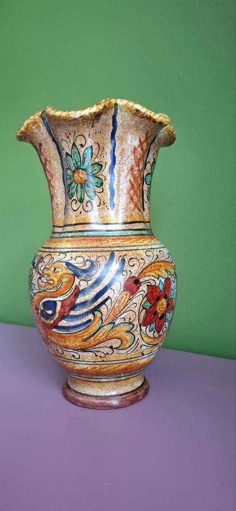 Deruta majolica vaas uit Italië., Antiek en Kunst, Antiek | Vazen, Ophalen of Verzenden