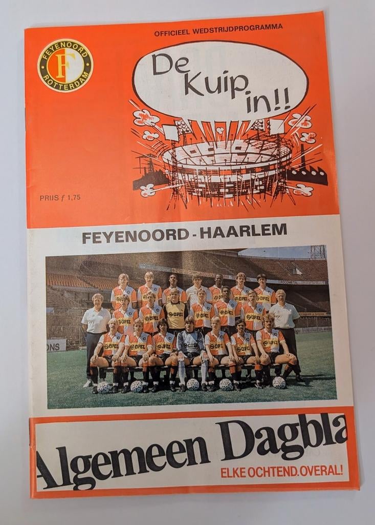 Feyenoord - Haarlem programmaboekje 15-9-1985, Verzenden