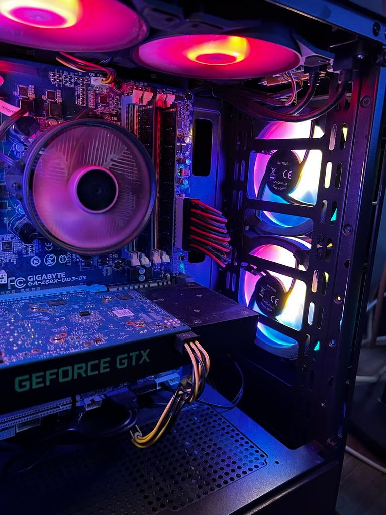 Gaming PC met i7 2600K, GTX 960 en SSD, Computers en Software, Computerbehuizingen, Zo goed als nieuw, Ophalen