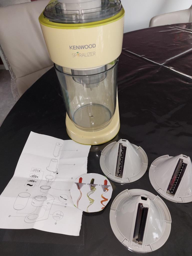 Kenwood Spiralizer met 3 Vormen, Gebruikt, Ophalen of Verzenden, Vaatwasserbestendig, Minder dan 1 liter