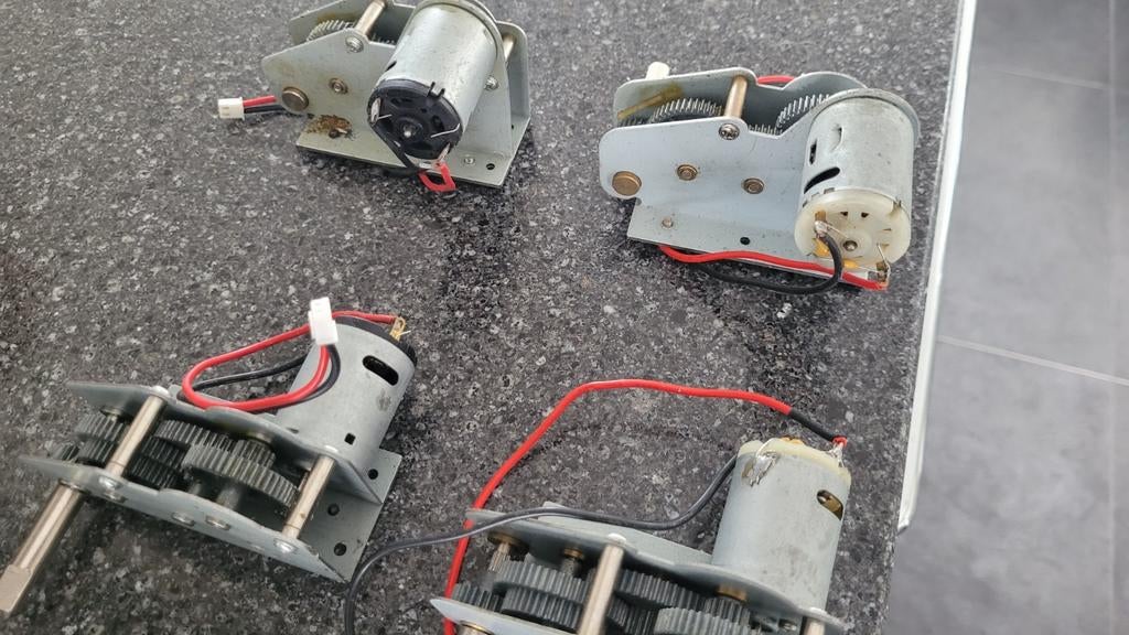 4 tandwiel aangedreven assen dmv van motor, Ophalen of Verzenden