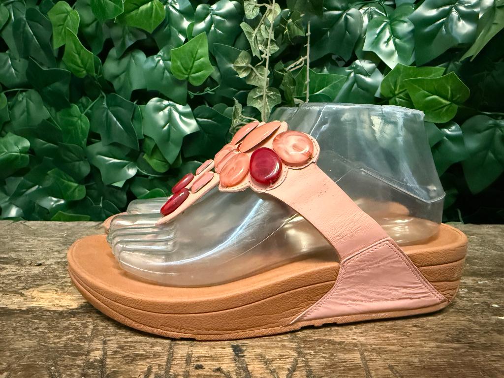 bijna Nieuwe slippers van Fitflop maat 38, Ophalen of Verzenden, Zo goed als nieuw, Fitflop, Roze