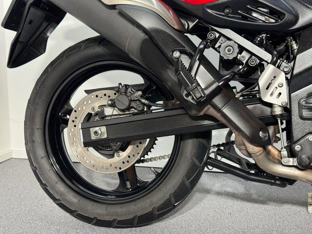 SUZUKI V-STROM 650 ABS (bj 2016) - foto 3