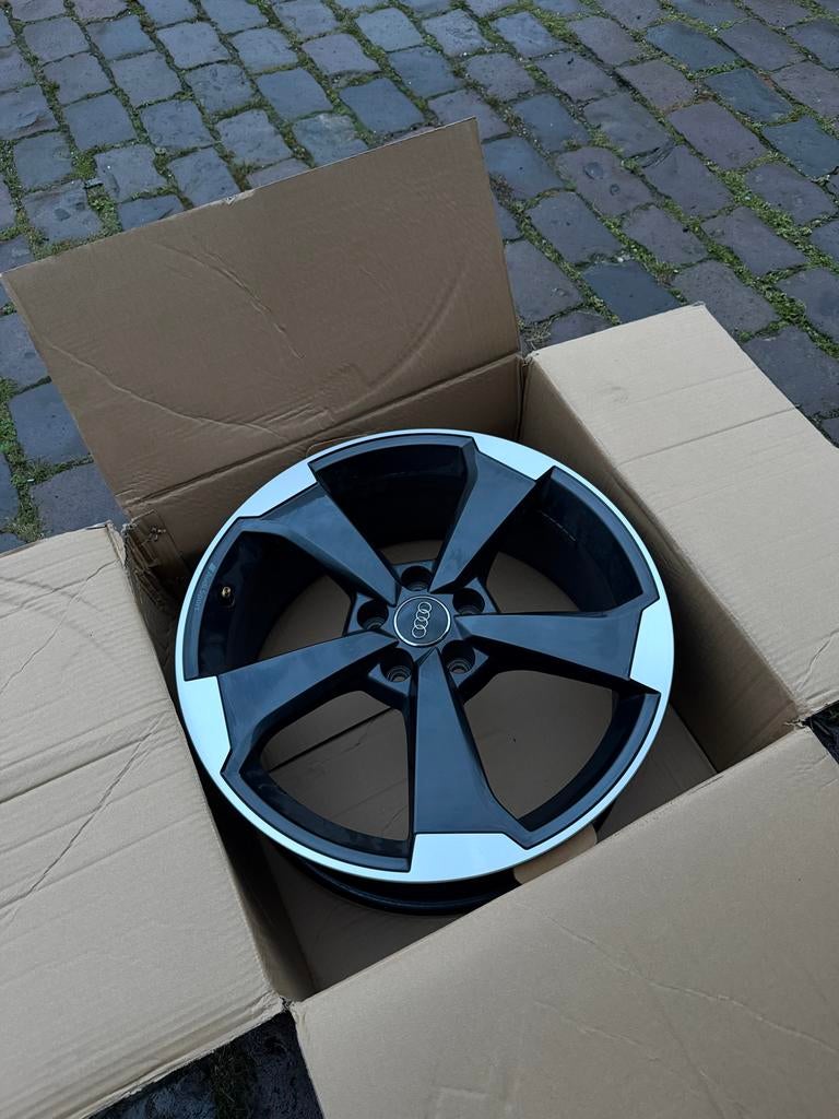 originele Audi Rs3 Rotor velgen ZGAN, Auto-onderdelen, 19 inch, Gebruikt, Velg(en), Ophalen of Verzenden