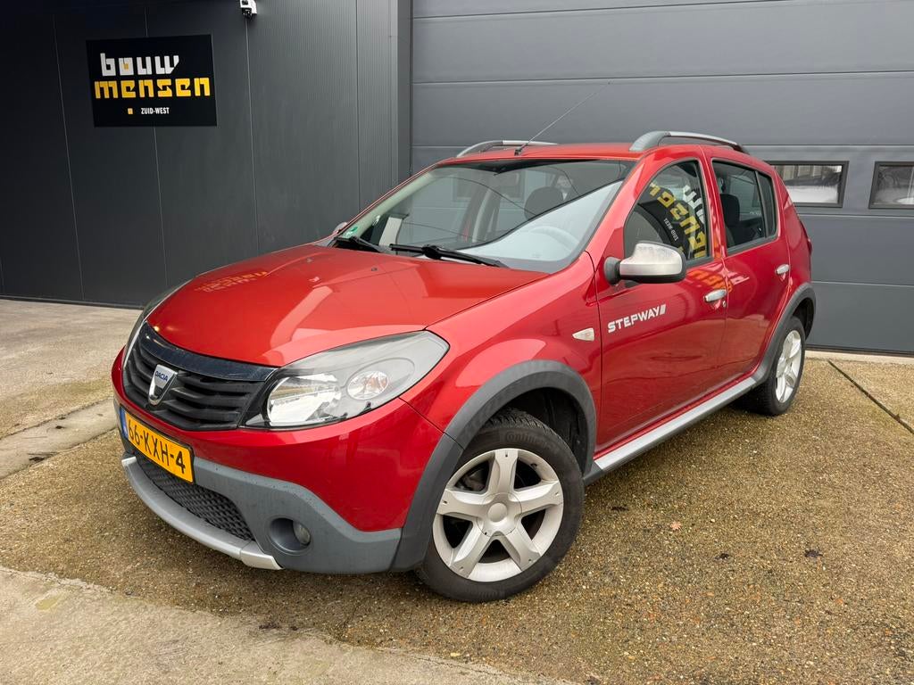 Dacia Sandero 1.6 MPI  Stepway 90 2010 Rood Airco Apk Nap, Auto's, Dacia, Stof, 40 €/maand, Zwart, 4 cilinders