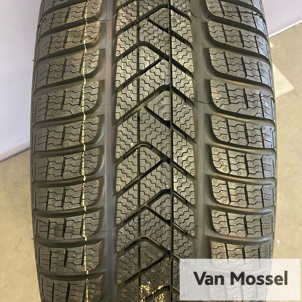 Pirelli Sottozero 3 255/45/R20 105V, Gebruikt, 255 mm, -, -
