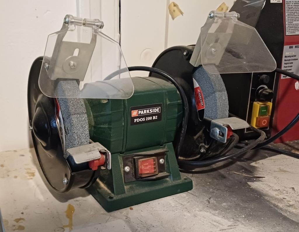 Parkside Werkbank Slijpmachine PDOS 200 B2, Ophalen, Gebruikt, Minder dan 700 watt, Werkbankslijpmachine