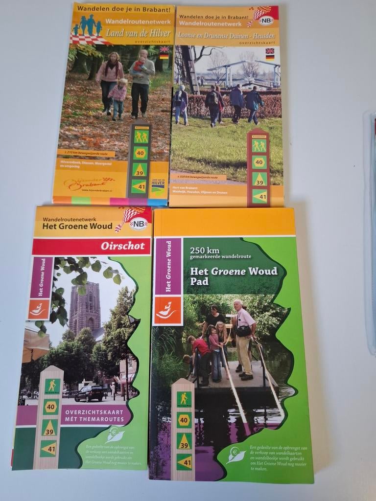 Wandelgidsen Brabant en Antwerpse Kempen, Boeken, Fiets- of Wandelgids, Ophalen of Verzenden, Zo goed als nieuw, ANWB