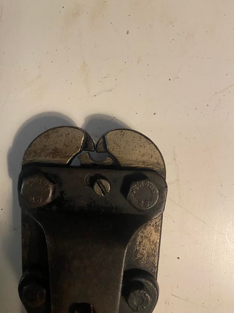 Kabelschoen tang, Ophalen