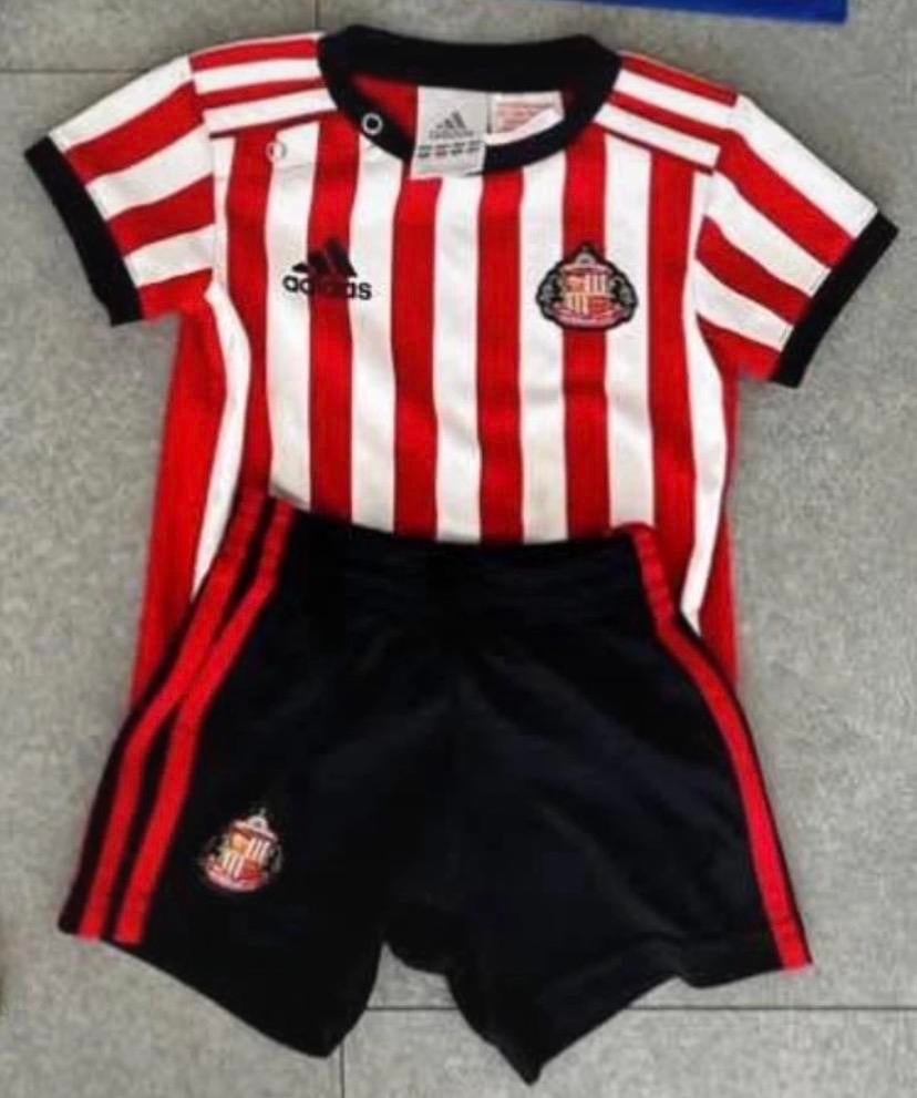 Sunderland baby tenue, Kinderen en Baby's, Ophalen of Verzenden, Gebruikt, Jongetje of Meisje