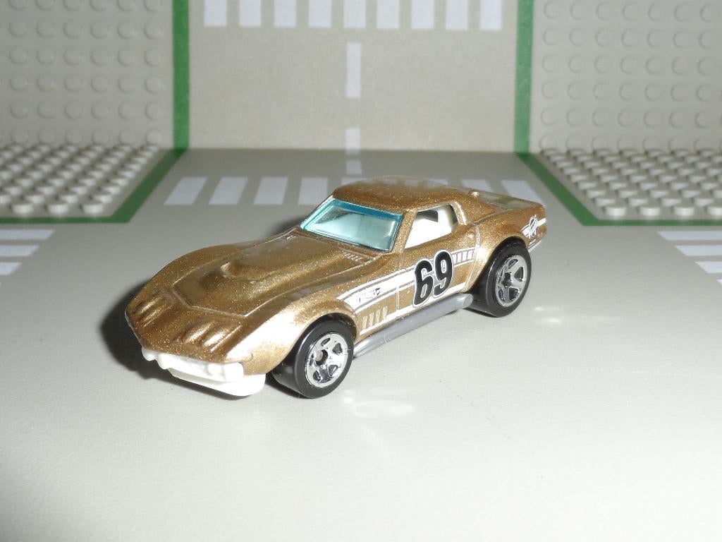 Hot Wheels - '69 Copo Corvette - 1:64, Ophalen of Verzenden, Zo goed als nieuw, Auto