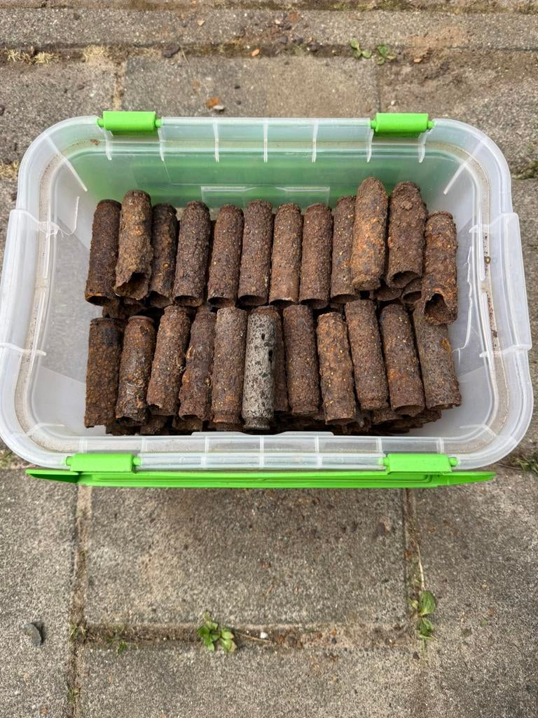 130x Duitse Luftwaffe 2CM MG FF hulzen Bodemvondst WW2, Verzamelen, Ophalen of Verzenden, Luchtmacht, Duitsland, Hulzen of Bodemvondsten