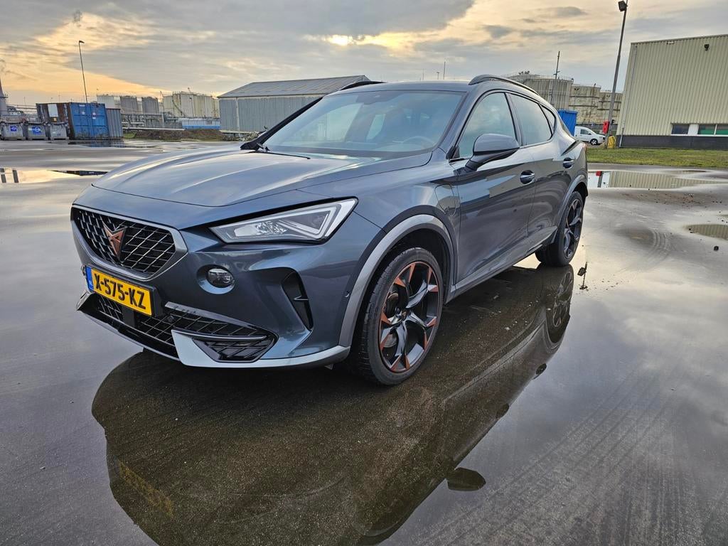 Cupra Formentor 1.4 VZ-E-hybrid 245pk Dsg-6 2021, Zwart, 4 cilinders, Formentor, USB