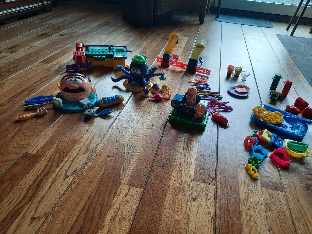 MEGA doos met leuke Play Doh klei attributen!!!, Ophalen of Verzenden, Gebruikt, Jongen of Meisje