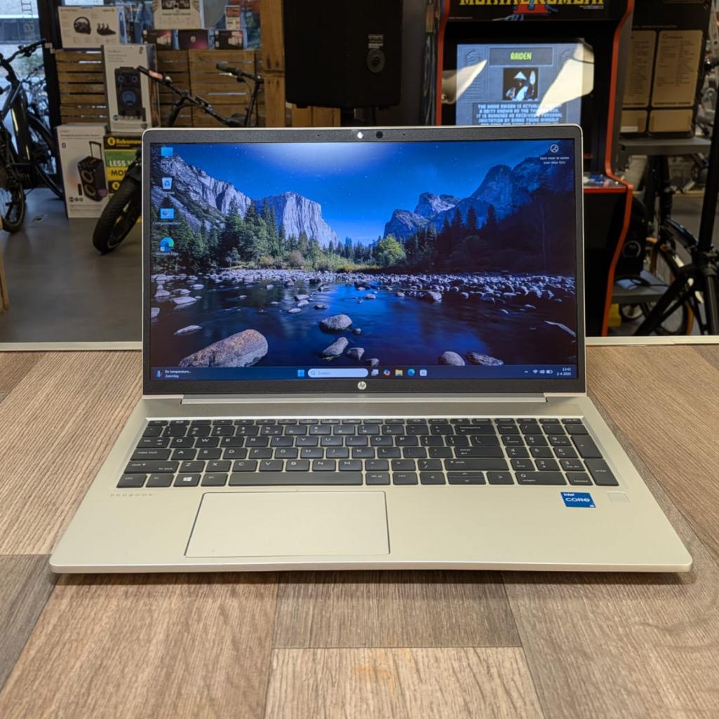 HP Probook 850 G8 i5-1135G7 16GB 512GB Nette staat, HP, Zo goed als nieuw, Support@hp.com, 1501 Page Mill Road
Palo Alto, CA 94304
USA