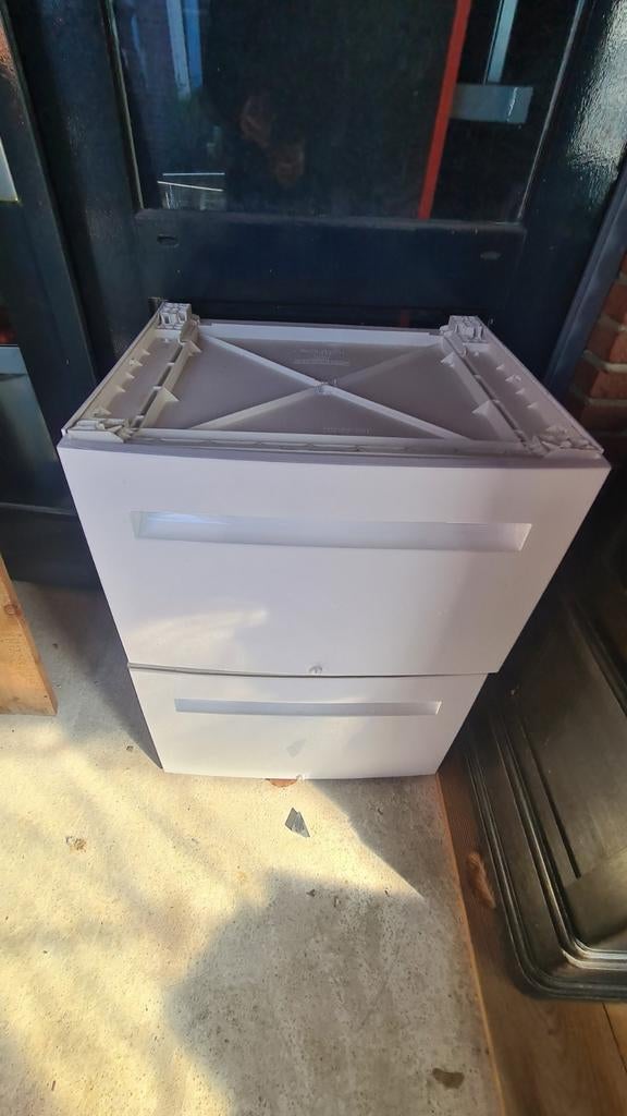 Bosch wasmachine verhoger met lade, Witgoed en Apparatuur, Wasmachines, 85 tot 90 cm, 1200 tot 1600 toeren, Ophalen