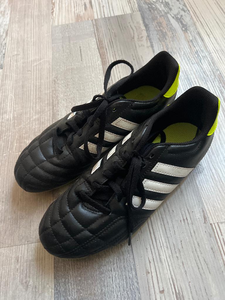 Voetbalschoenen, Ophalen, Schoenen, Maat M, Zo goed als nieuw