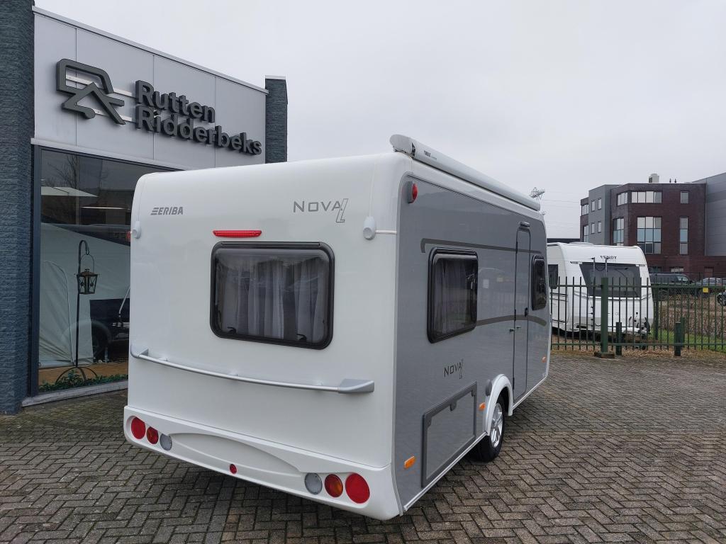 Eriba Nova Light 465, Caravans en Kamperen, Standaardzit, Bedrijf, 4 tot 5 meter, Eriba