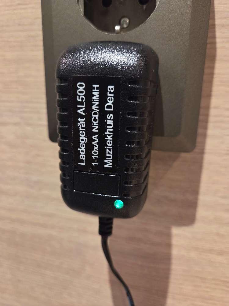 Batterijlader vr Roland FR-3X & FR-4X V-Accordeon FR3X  FR4X, Muziek en Instrumenten, Niet ingevuld, Niet ingevuld, Nieuw, Ophalen of Verzenden